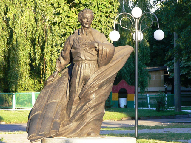 Пам'ятник Василеві Симоненку, Черкаси
