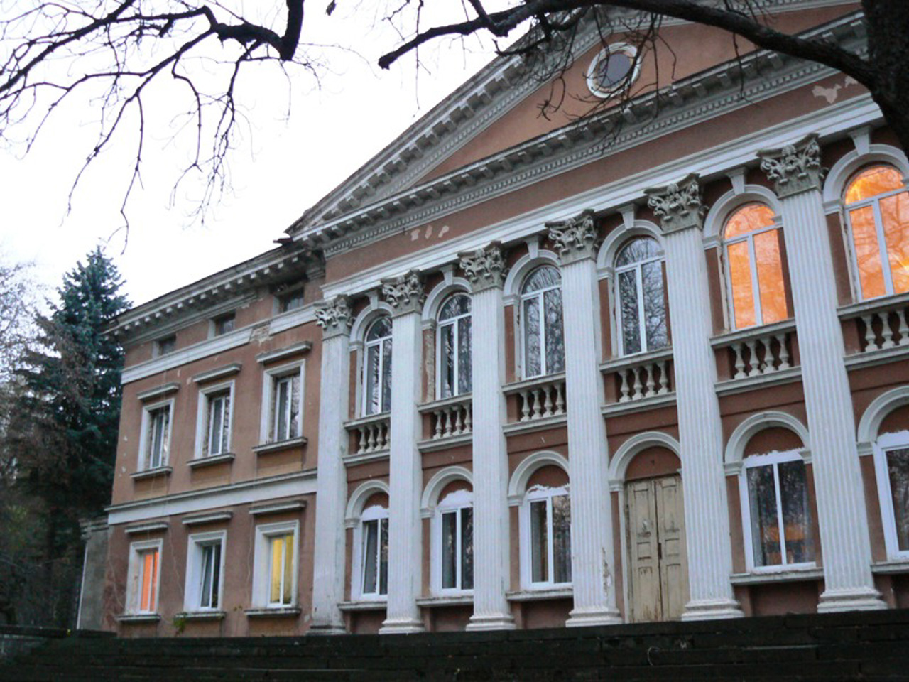 Potocki Palace, Mykulyntsi