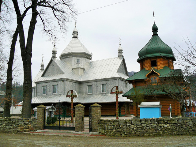 Церква Святої Параскеви, Шешори