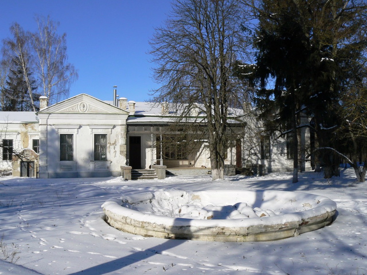 Petro Chaykovsky Museum, Nyzy