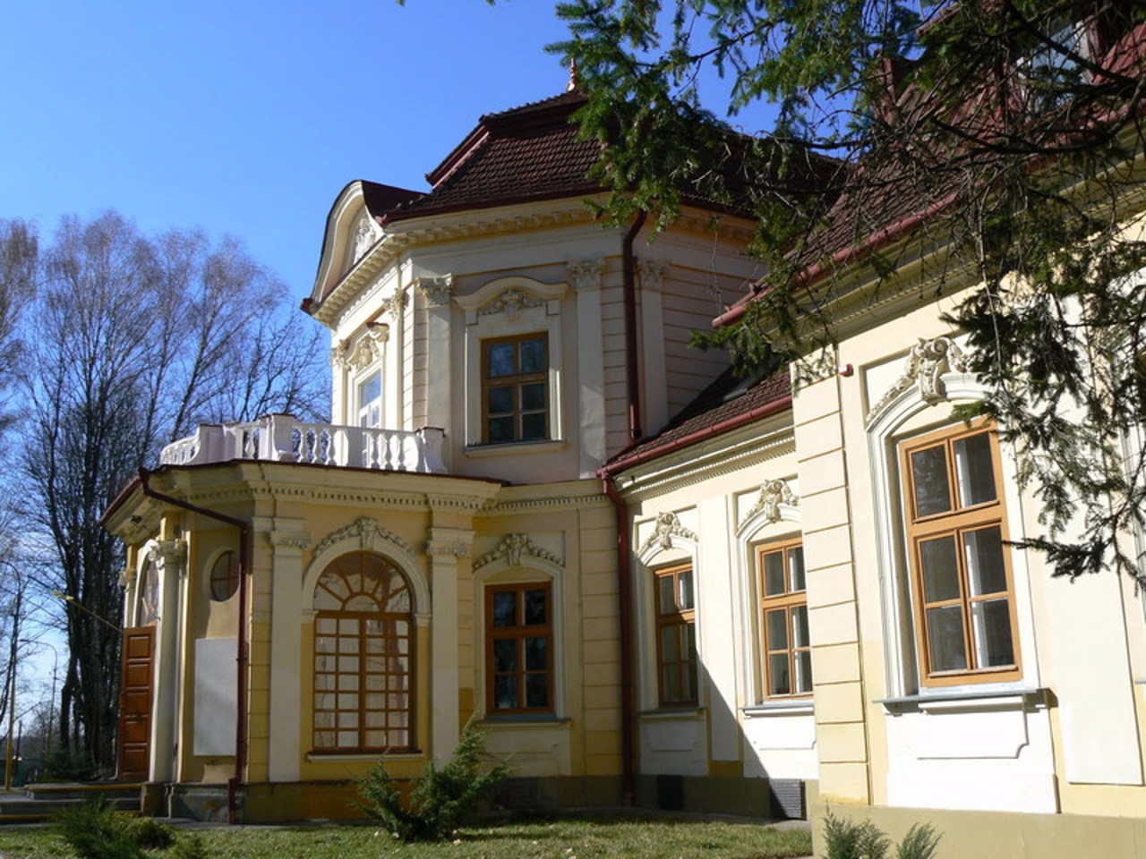 Brunytsky Palace, Velykyi Liubin