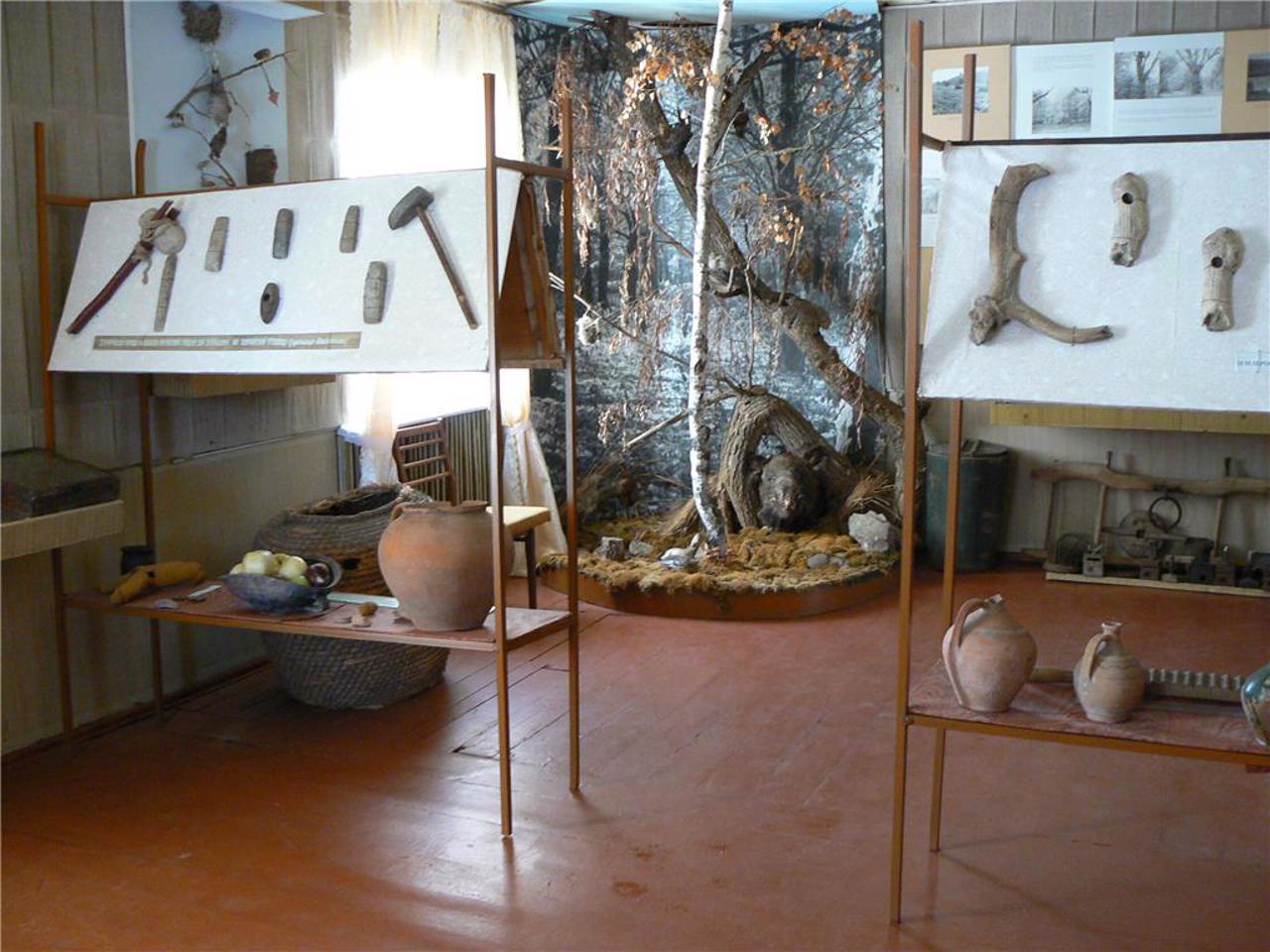 Краєзнавчий музей, Печера