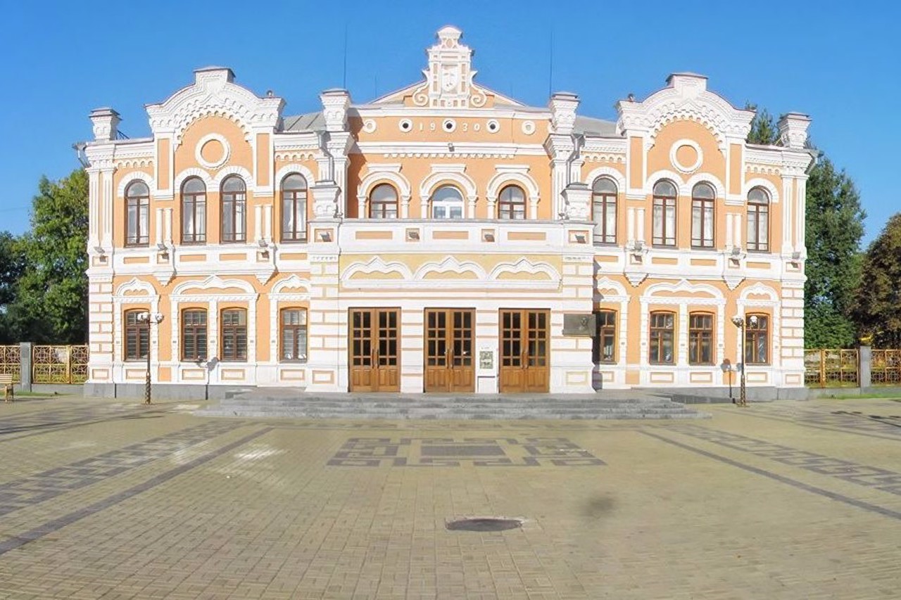 Театр Бродского (Дом культуры), Прилуки
