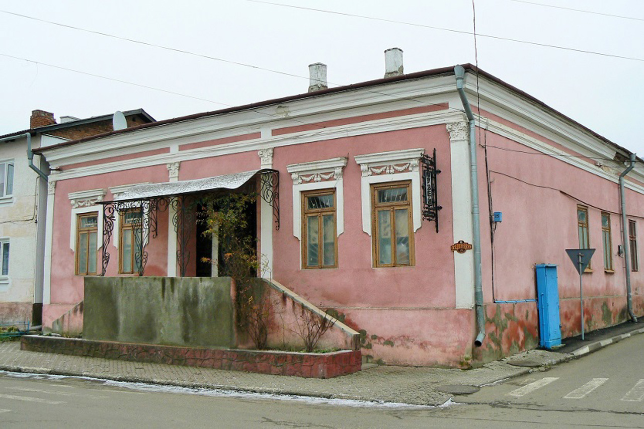 Museum of Vyzhnytsia College of Art and Design named after Vasyl Shkriblyak, Vyzhnytsia