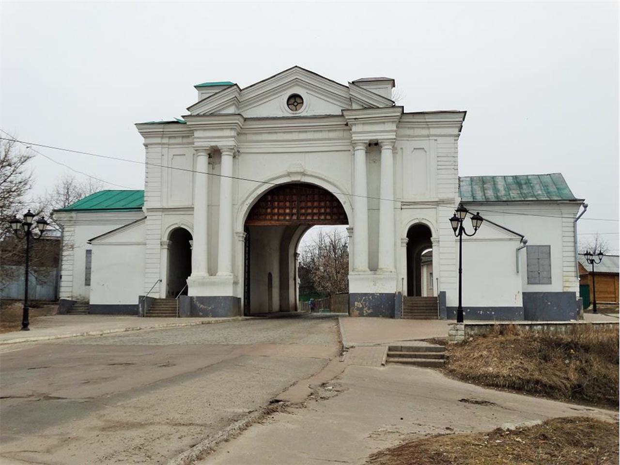 Киевские ворота, Глухов