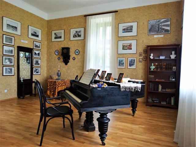 Ihor Stravinsky Museum, Ustyluh