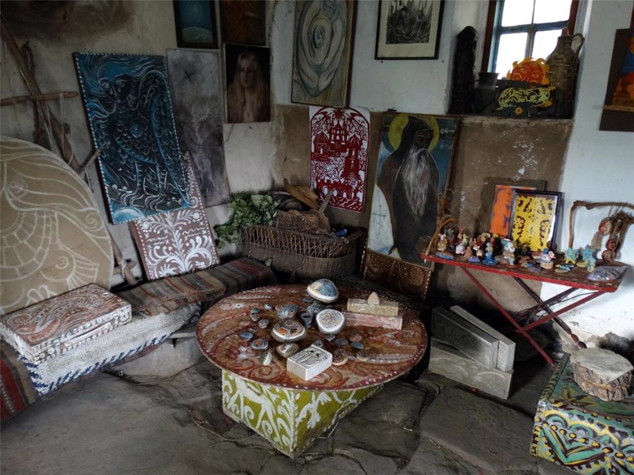 Alioshkins Art Space, Bukatynka