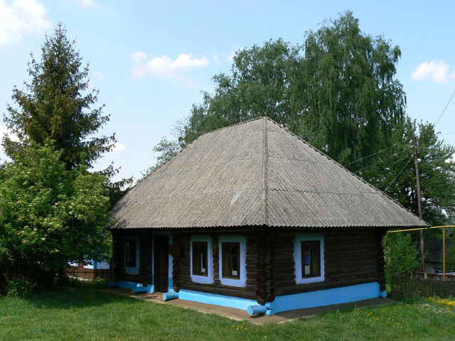 Ivan Mykolaychuk Museum-Estate, Chortoryia