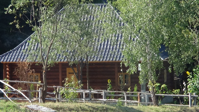 Museum complex "Lemko Village", Monastyryska