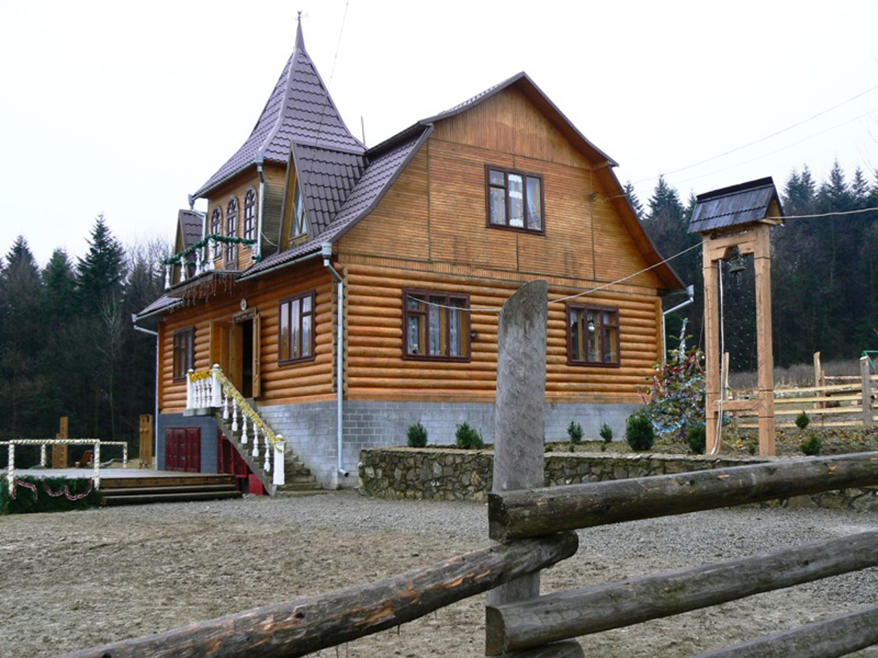 Saint Nicholas Estate, Pistyn