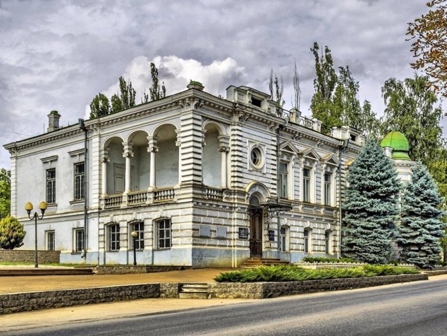 Музей Ельворті, Кропивницький
