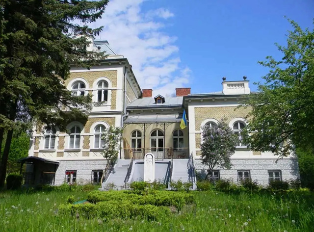 Музей Михайла Грушевського, Львів