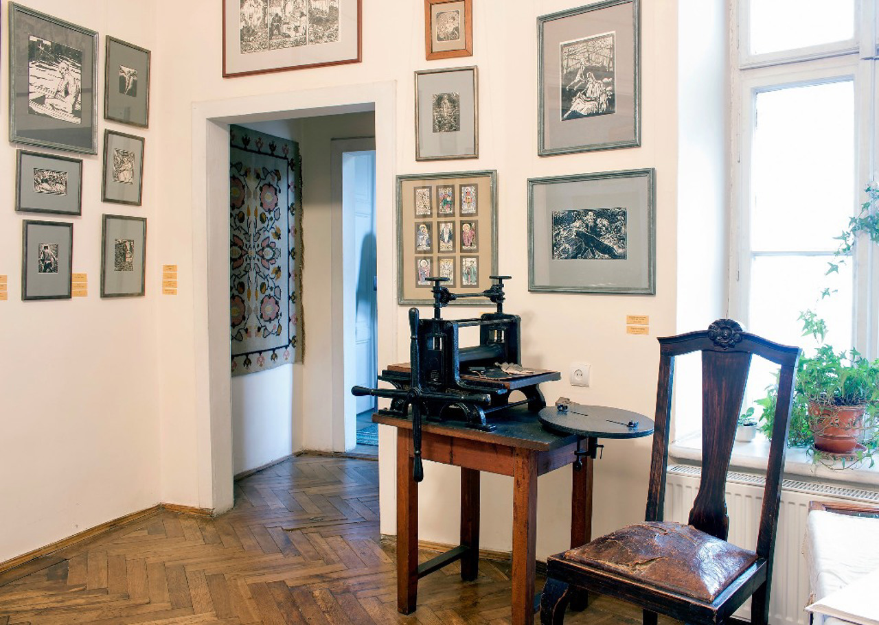 Olena Kulchytska Museum, Lviv