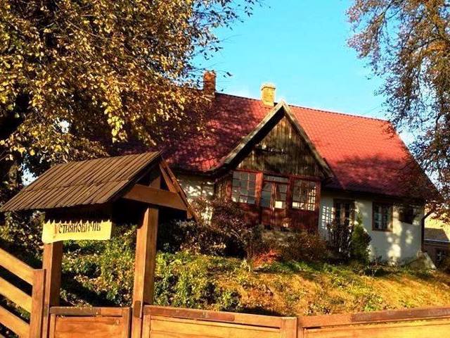 Mykola and Kornylo Ustyyanovychi Manor Museum, Vovkiv