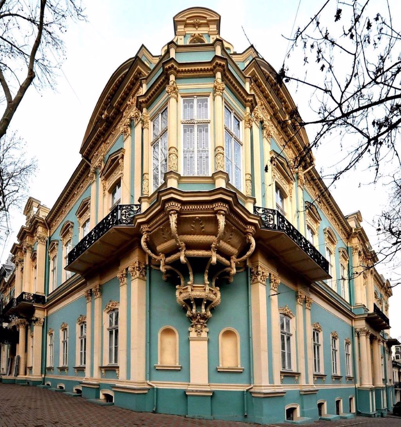 Музей западного и восточного искусства (Дворец Абазы), Одесса
