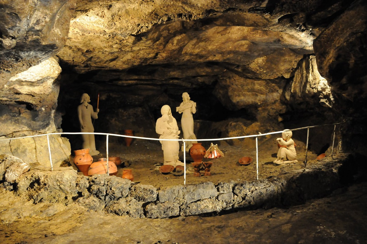 Печера Вертеба, Більче-Золоте