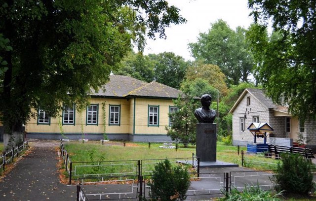 Mariya Zankovetska Museum, Zanky