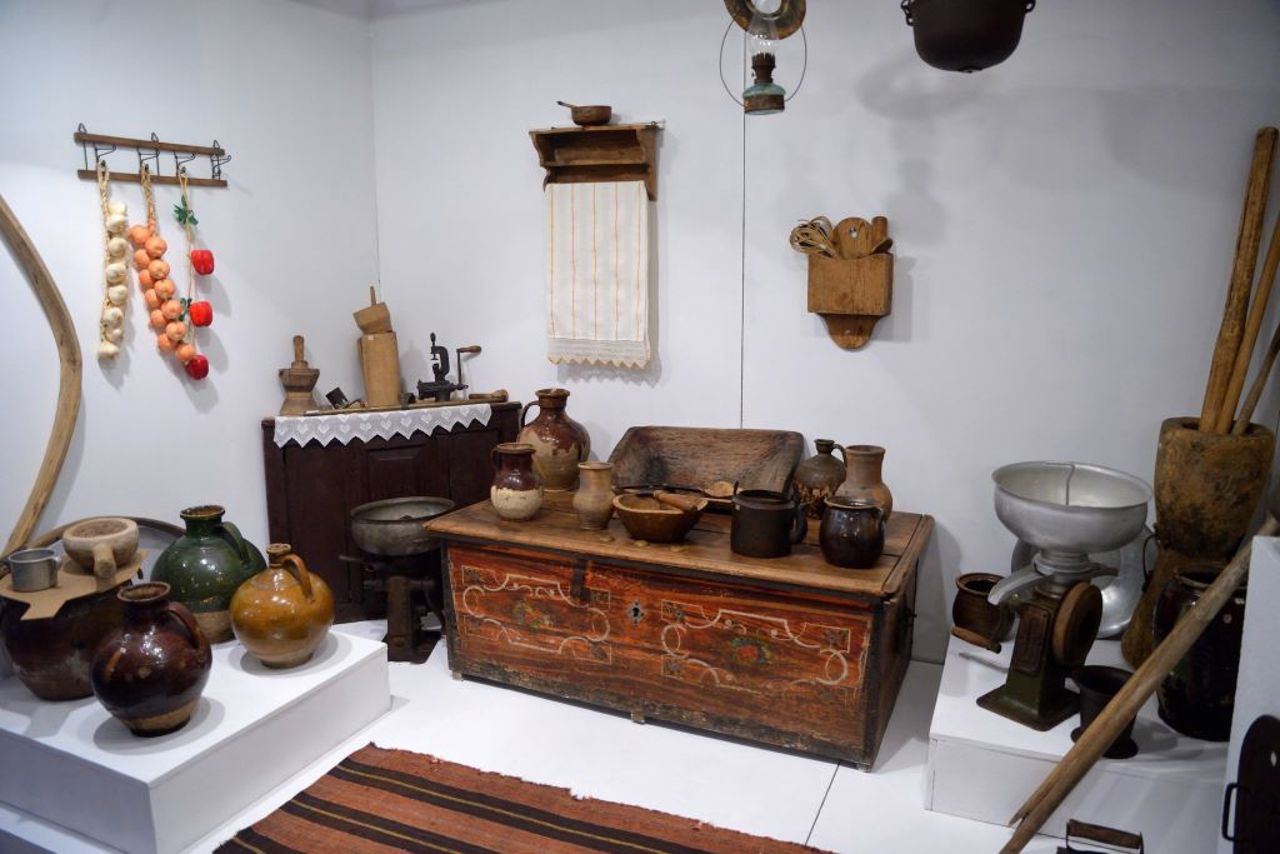 Museum of History and Ethnography of Greeks Azov Region, Sartana