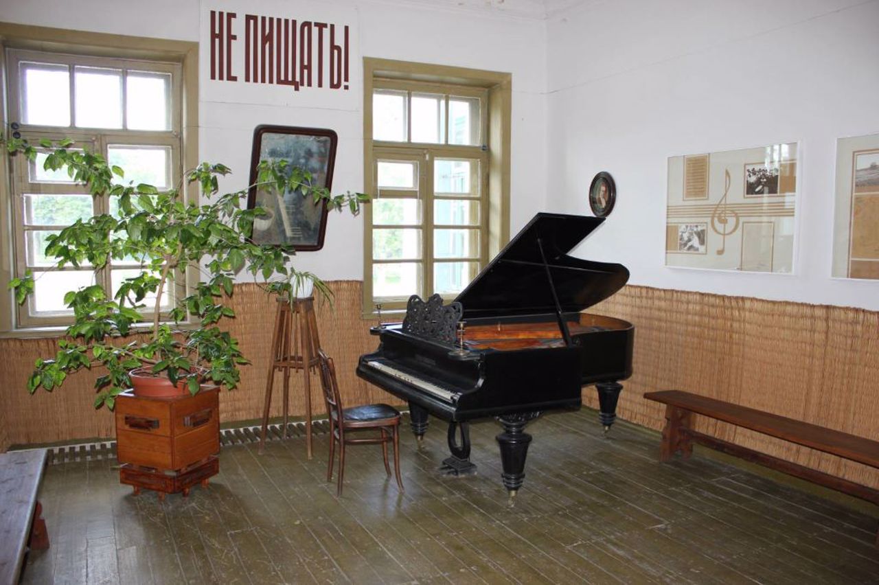 Anton Makarenko Museum-Reserve, Kovalivka