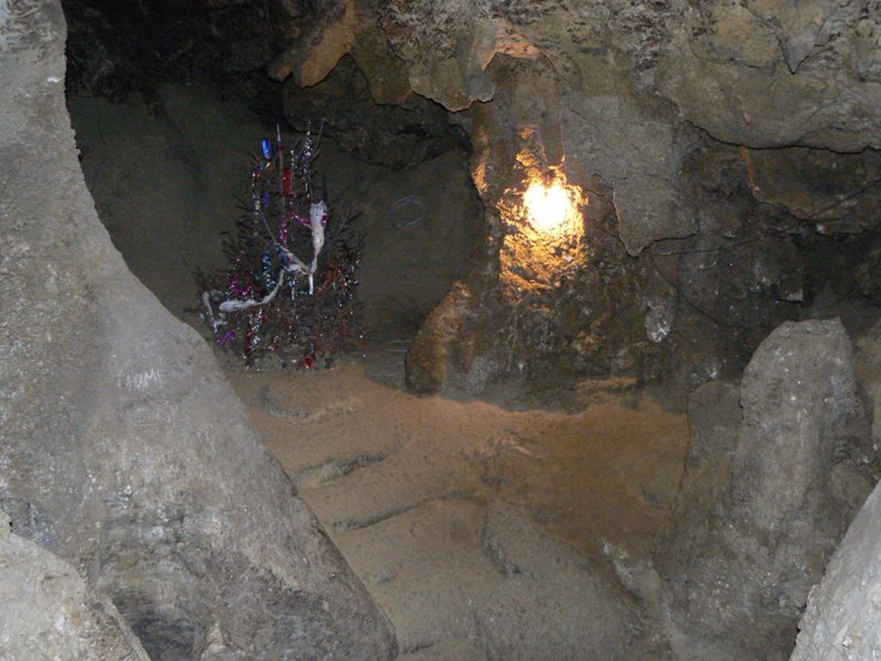 Кристальная пещера, Кривче