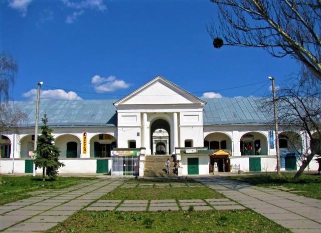 Торгові ряди (БрУМ), Біла Церква