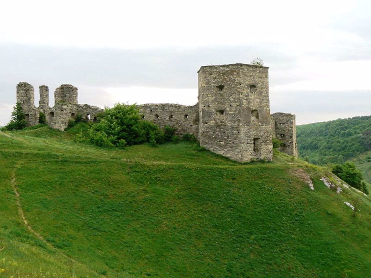 Kudryntsi Castle