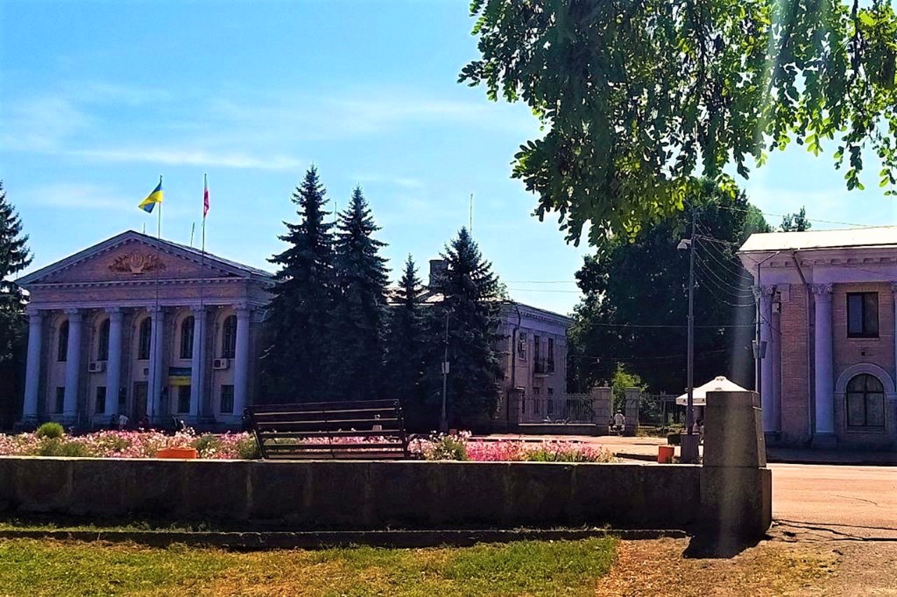 Khmelnytsky Square, Pereyaslav