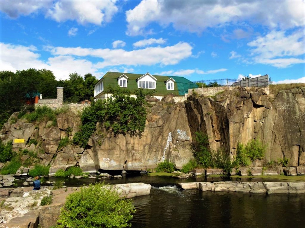 Granite outcropping (Yama), Bohuslav