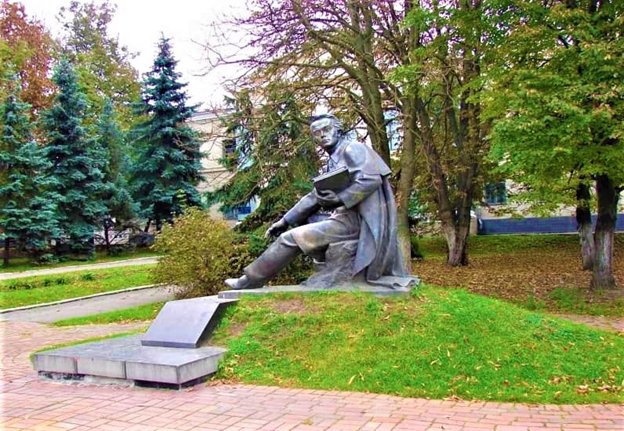 Monument to Shevchenko, Vasylkiv