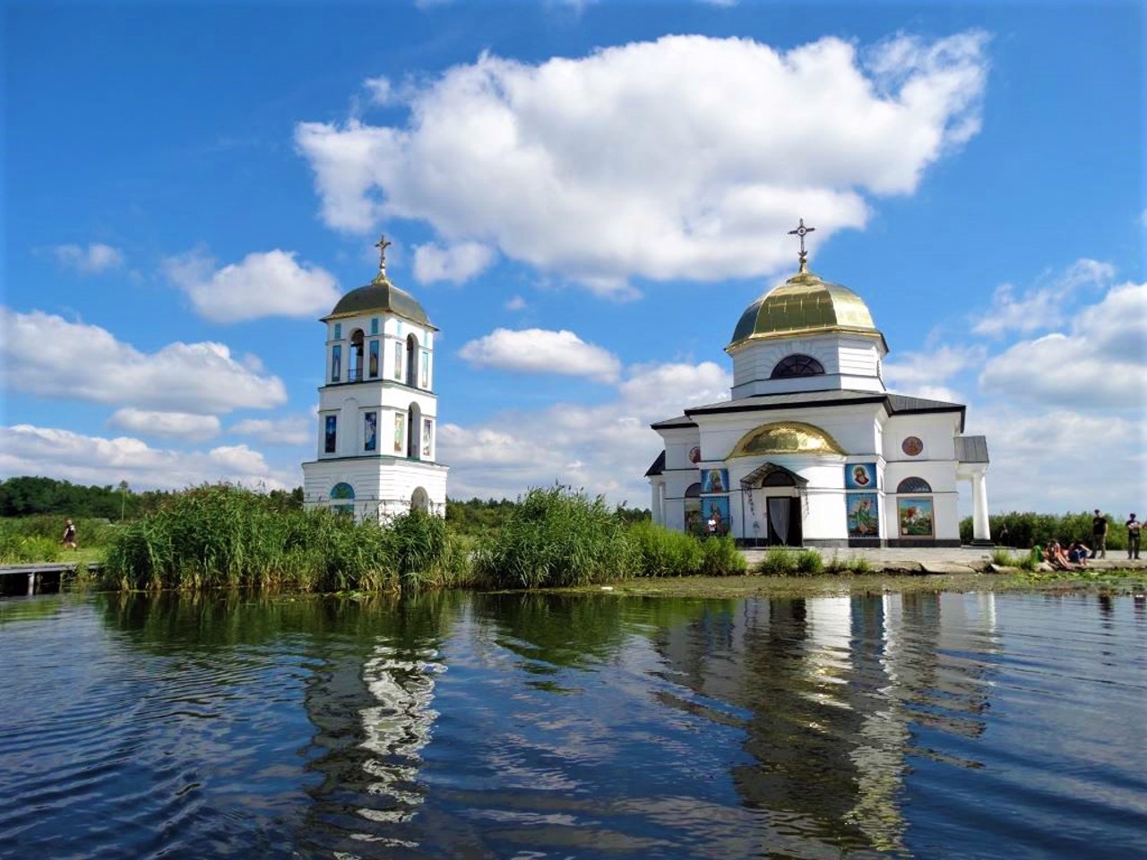 Flooded church, Rzhyshchiv