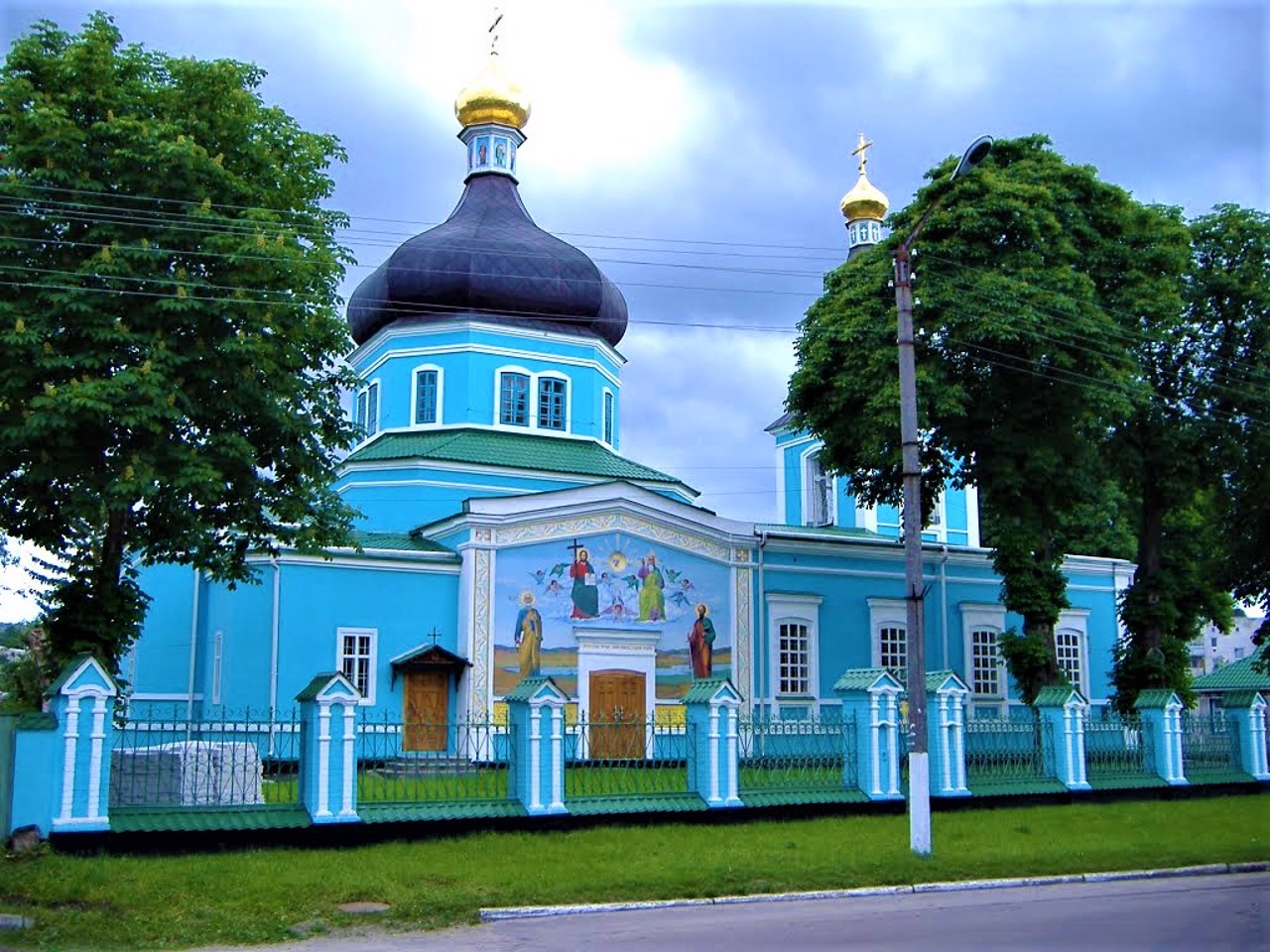Trinity Church, Rzhyshchiv