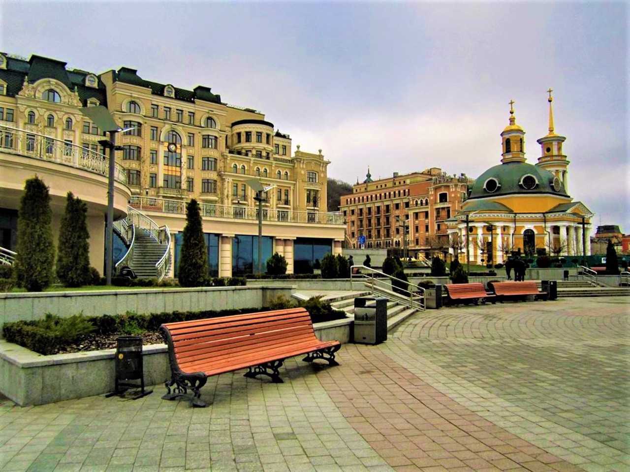 Poshtova Square, Kyiv