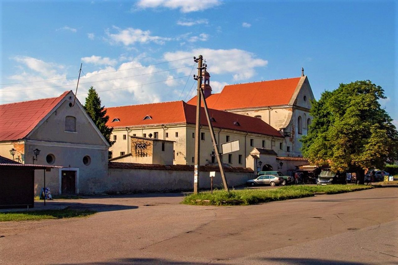 Монастир капуцинів, Олесько