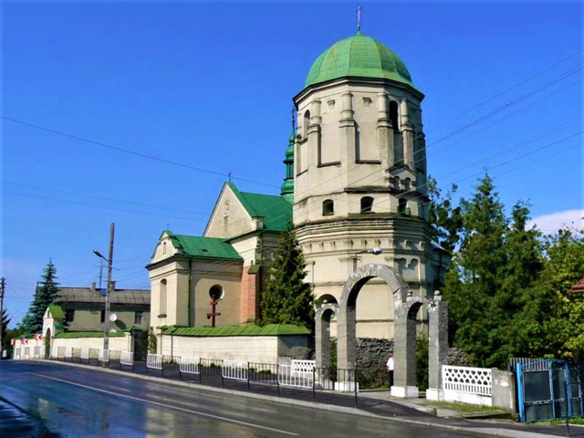 Троїцька церква (Костел), Олесько