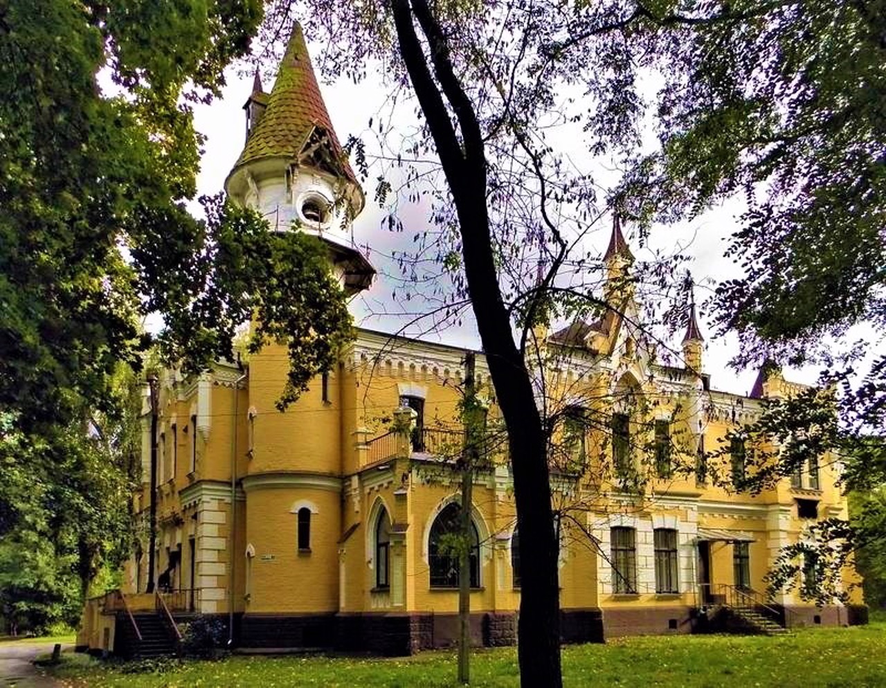Hlibov Estate, Chernihiv