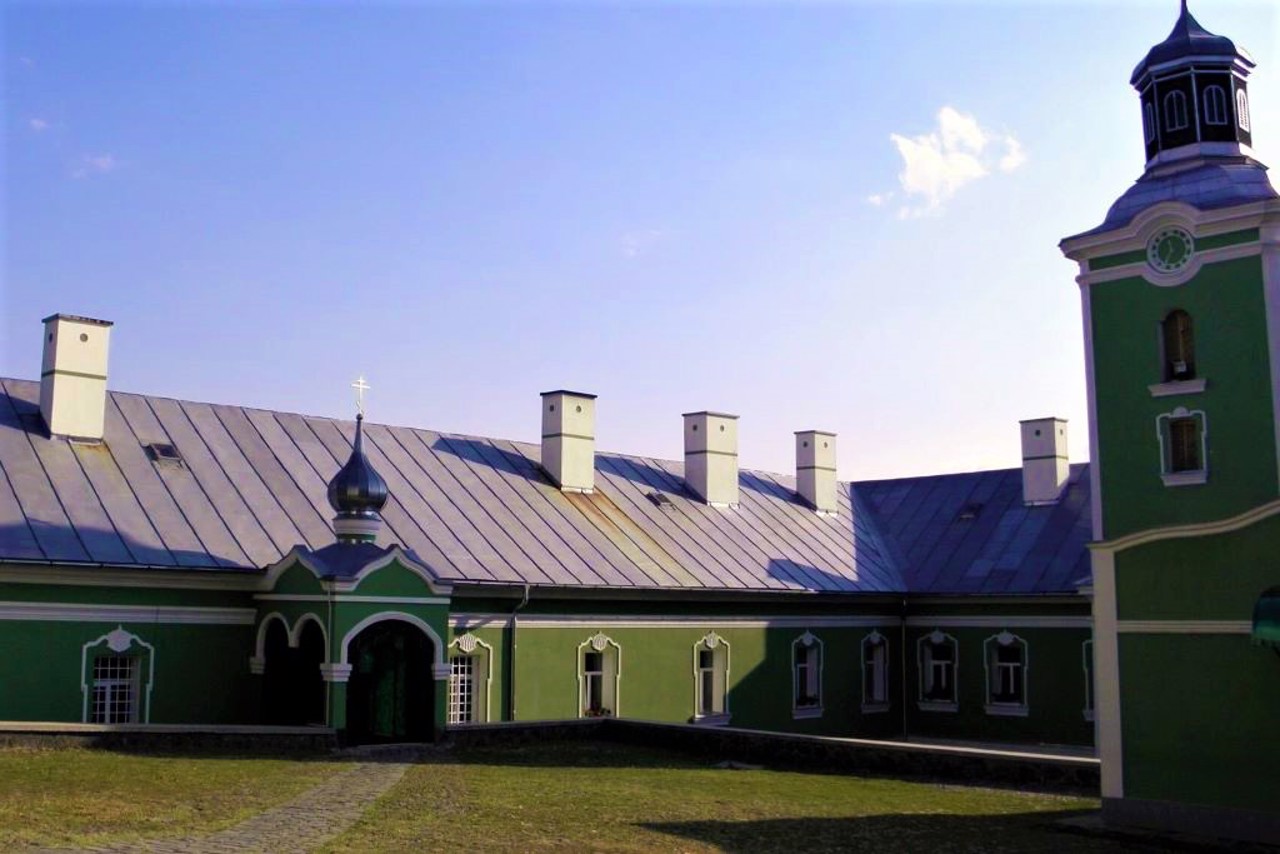 Миколаївський монастир, Мукачево