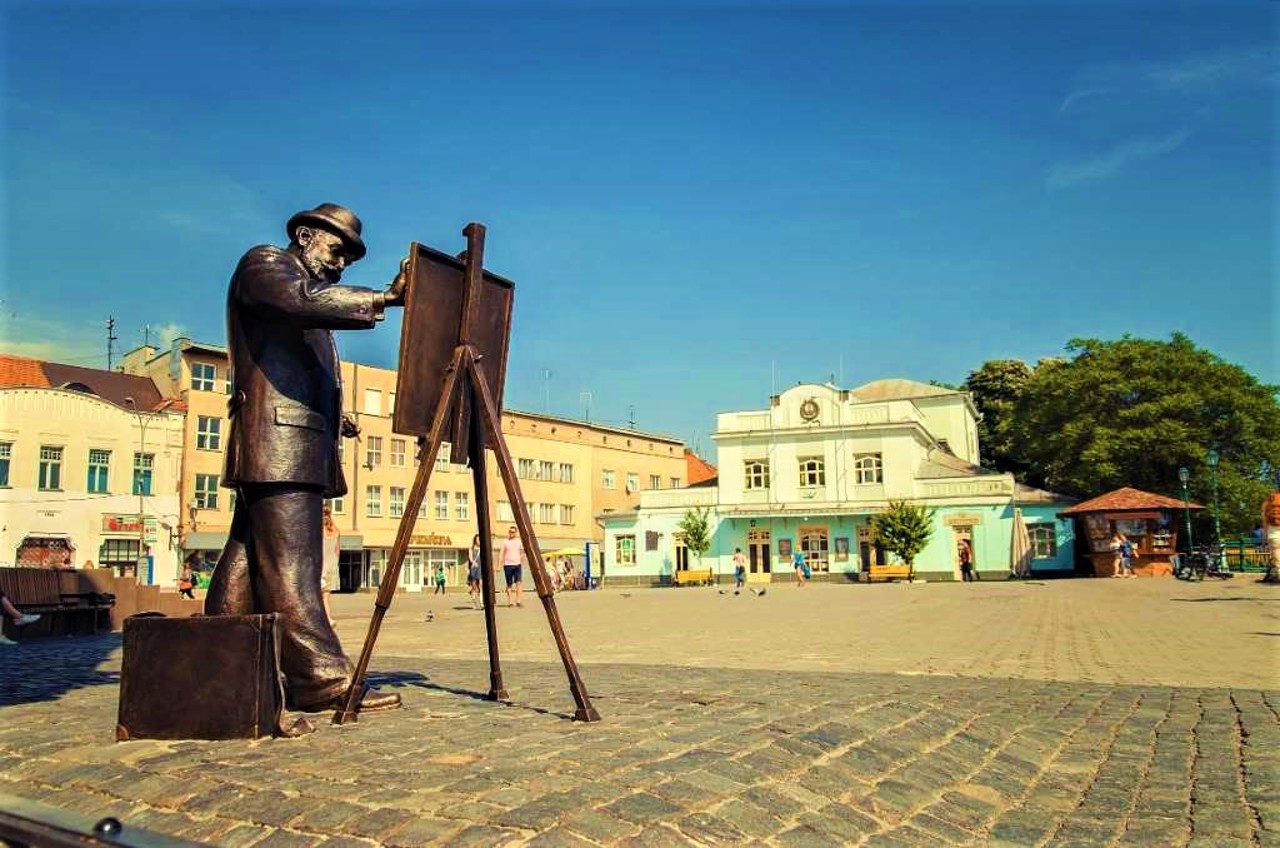 Пам'ятник Ігнатію Рошковичу, Ужгород