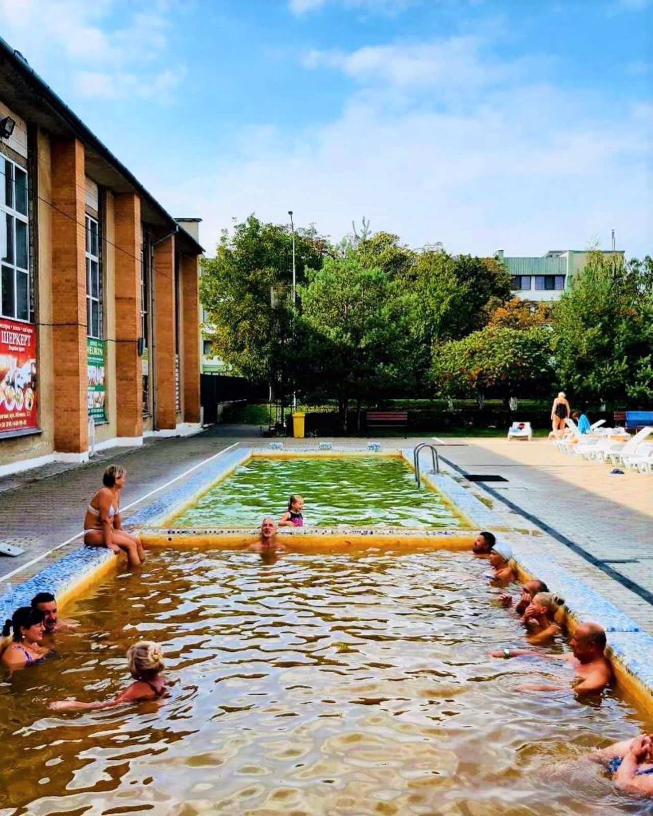 Thermal pool Zakarpattia, Berehove
