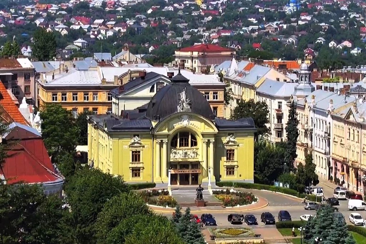 Music and Drama Theater, Chernivtsi