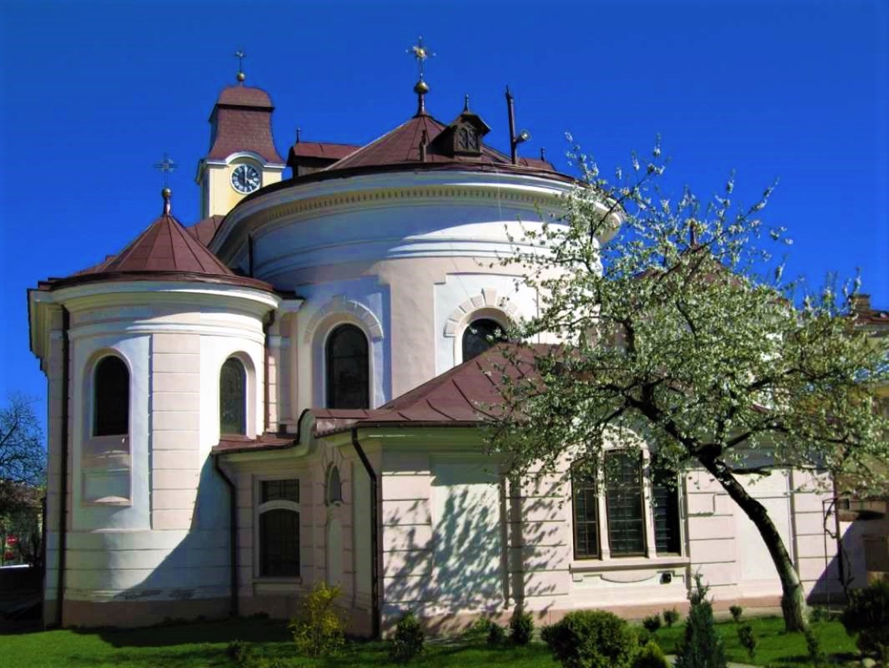 Basilica Exaltation of the Holy Cross, Chernivtsi