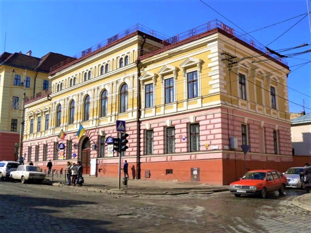 Ляльковий театр, Чернівці (Будинок полковника)