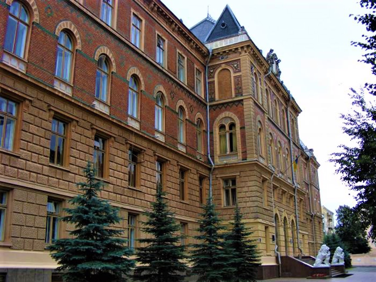 Palace of Justice, Chernivtsi