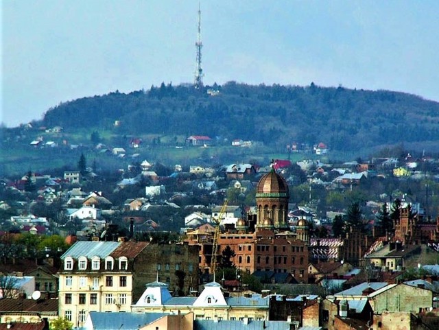 Гора Цецино, Чернівці