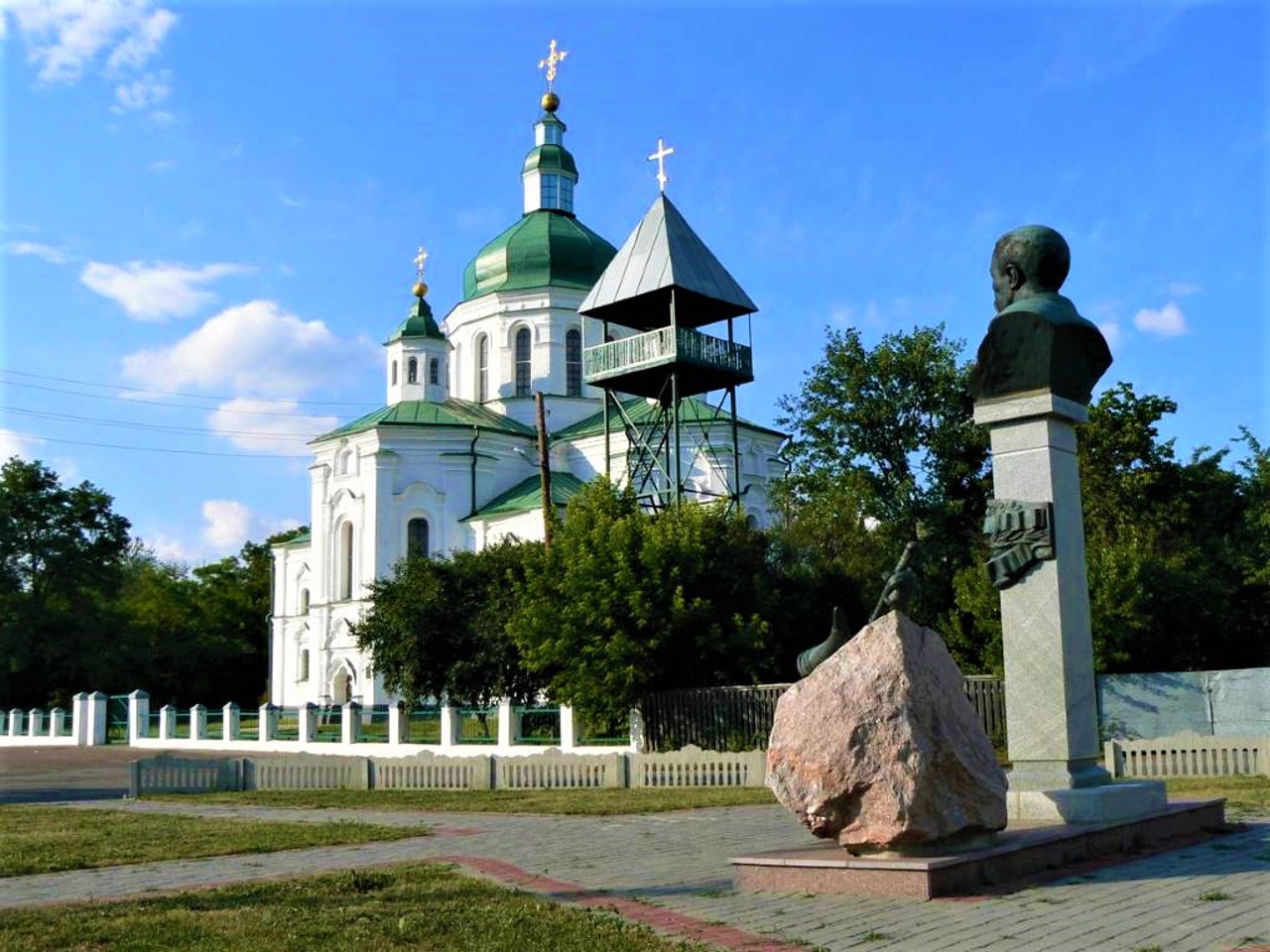 Преображенська церква, Великі Сорочинці