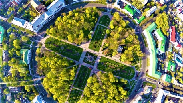 Кругла площа (Корпусний сад), Полтава
