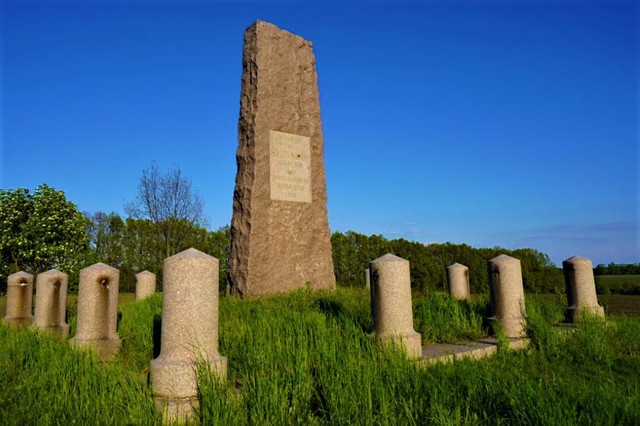 Monument to the Swedes from Swedes, Poltava