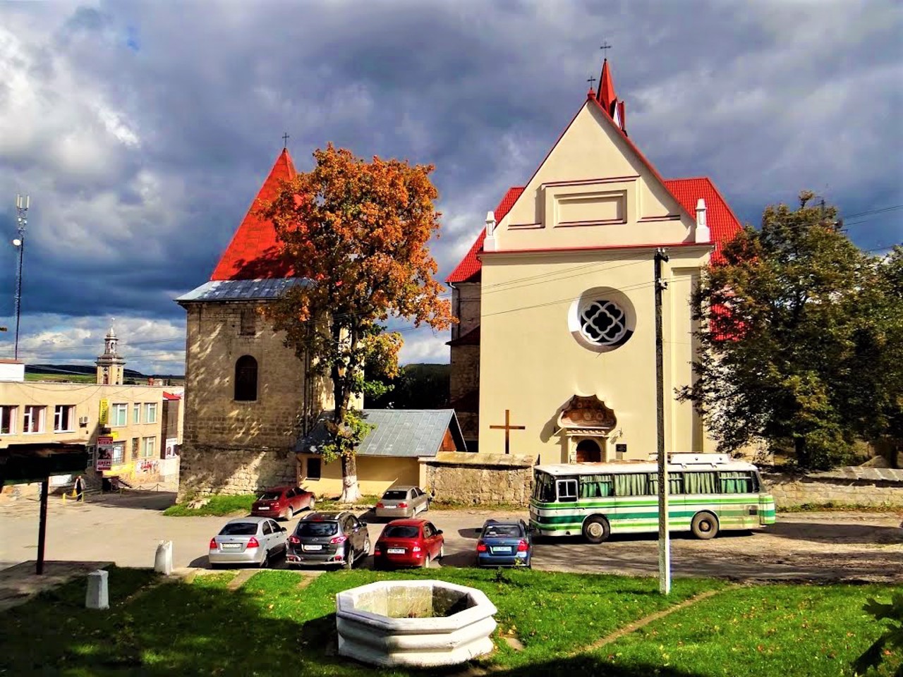 Петропавлівський костел, Бережани