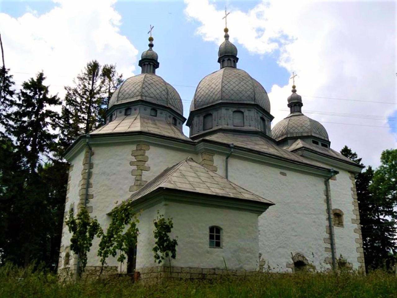 Преображенская церковь, Залужье