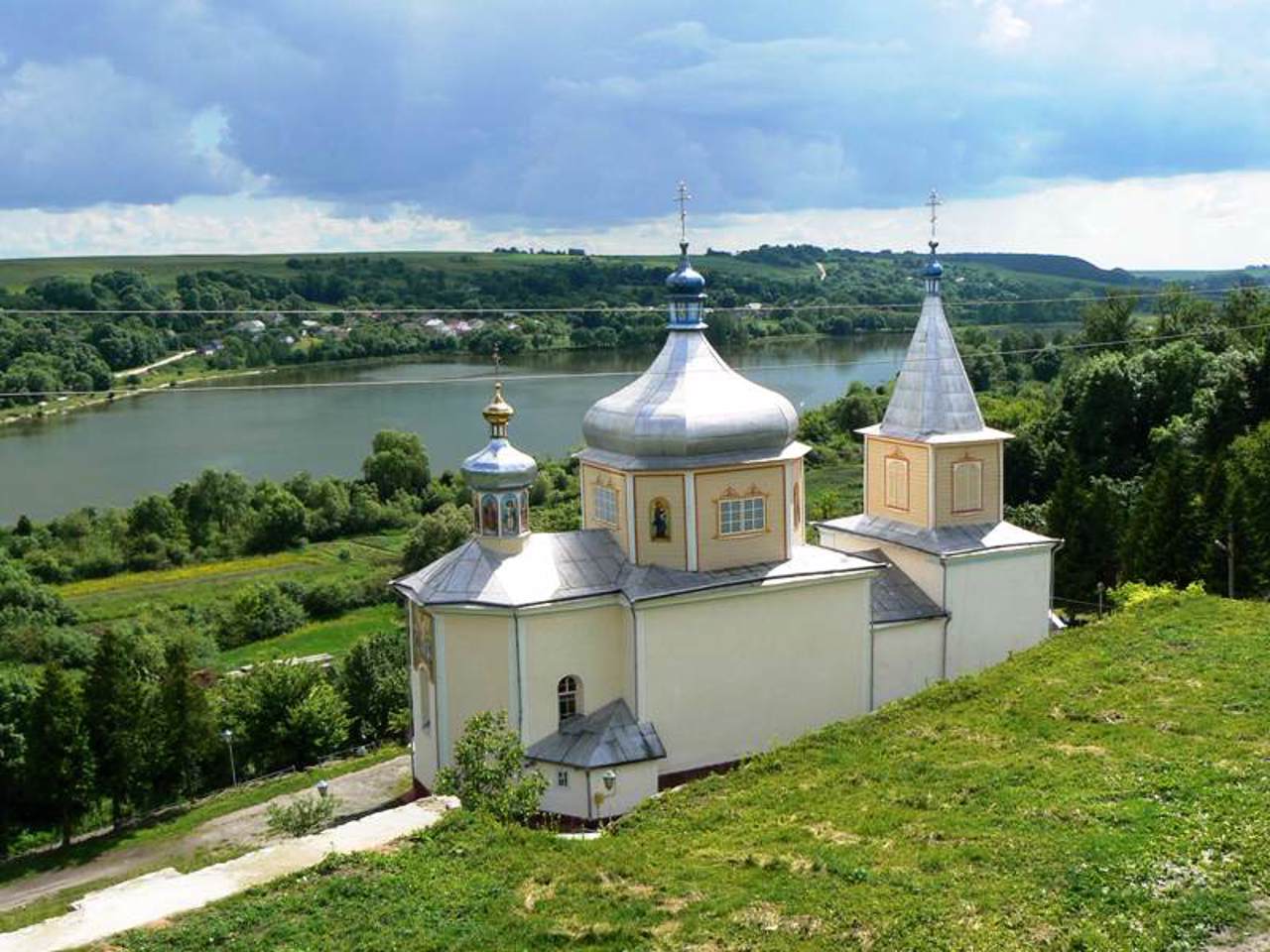 Ascension Church, Vyshnivets