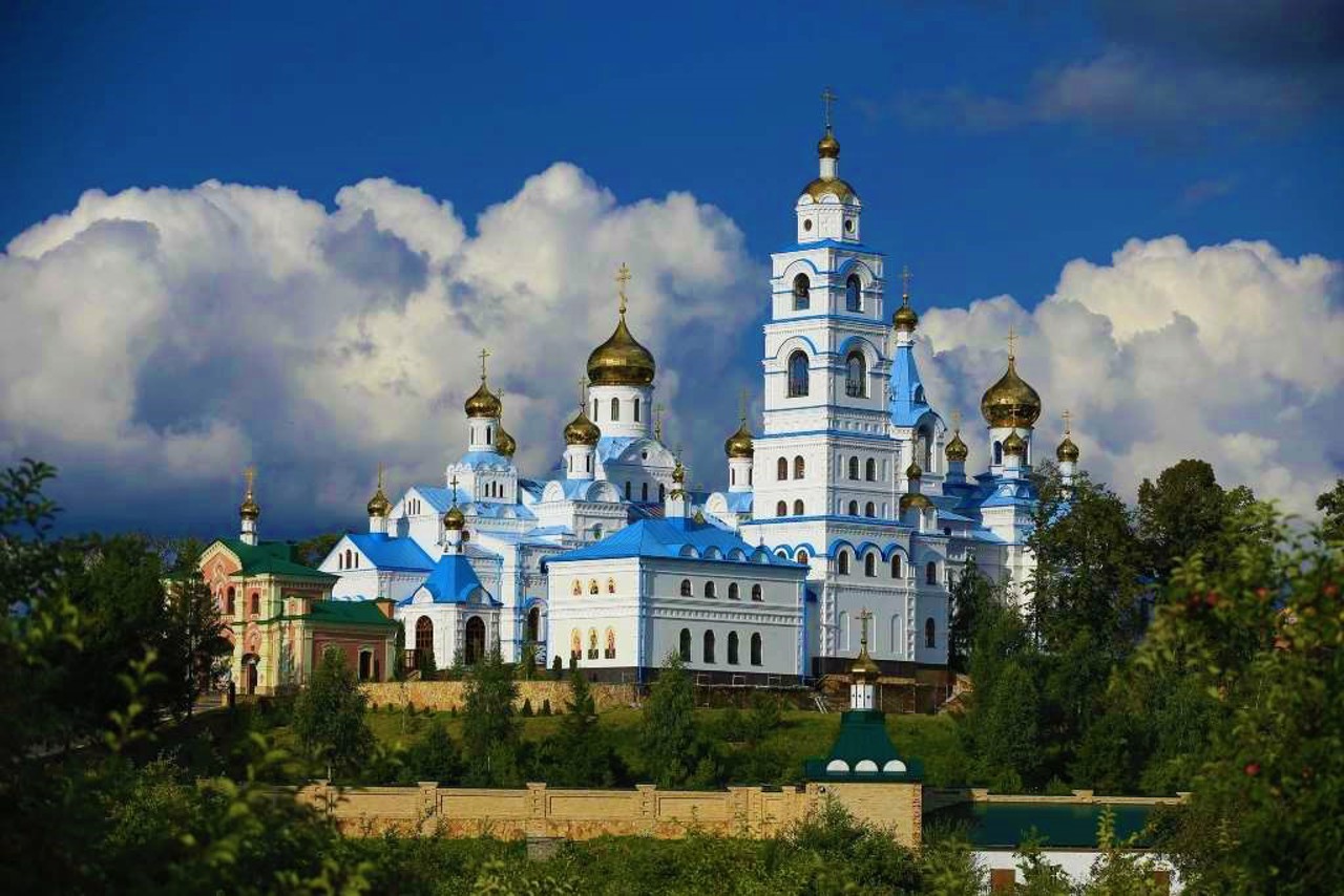 Holy Spirit Monastery, Pochaiv